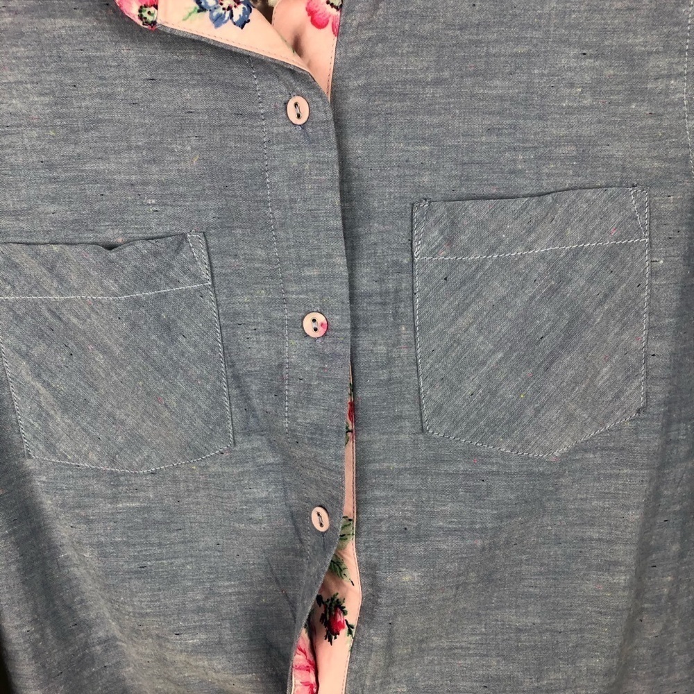 Jane & Bleecker Chambray Long Sleeve Button Up XS - Picture 3 of 7